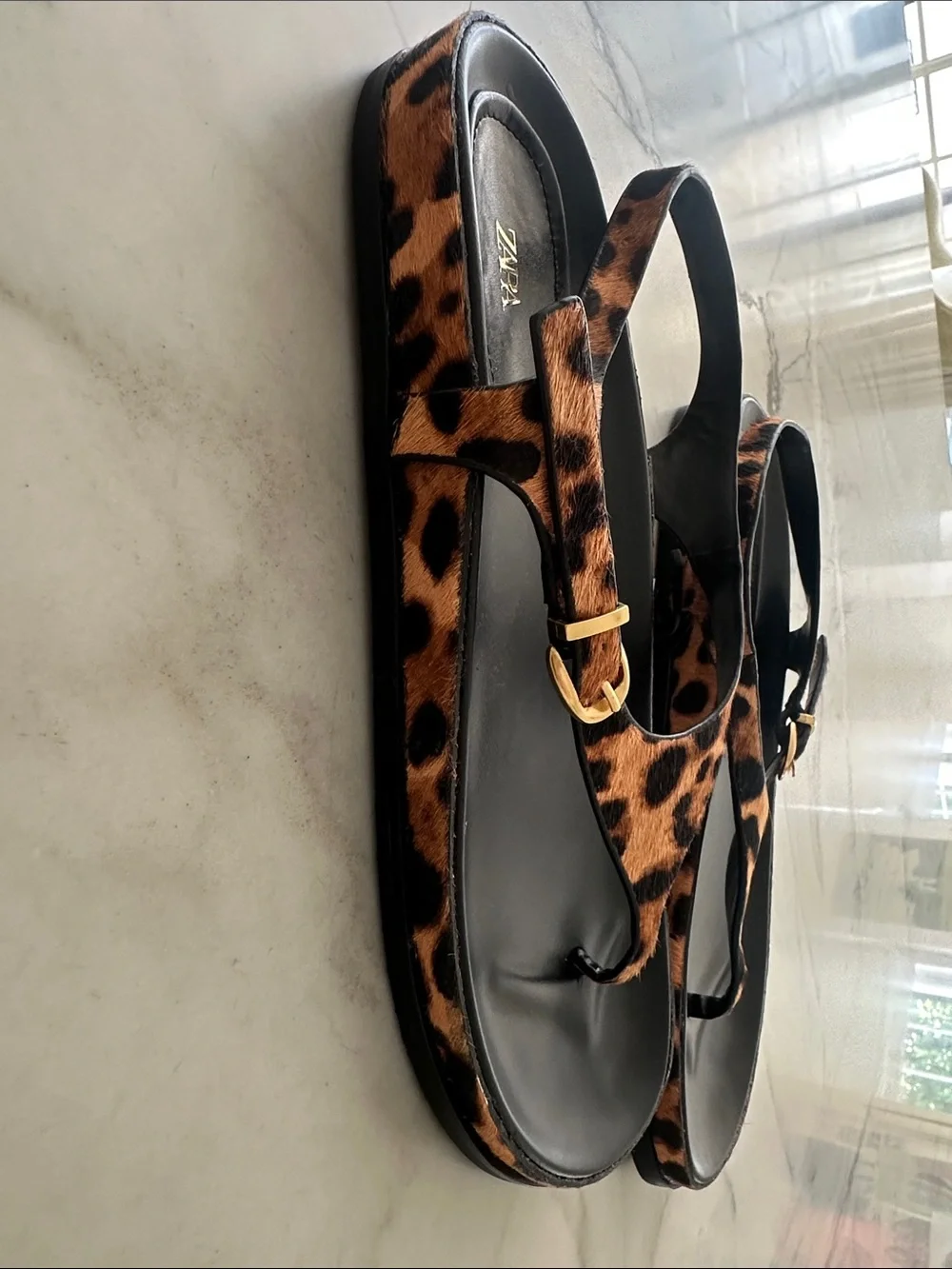 Zara Leopard-Print Thong Sandals with Black Footbed - Picture 4 of 5